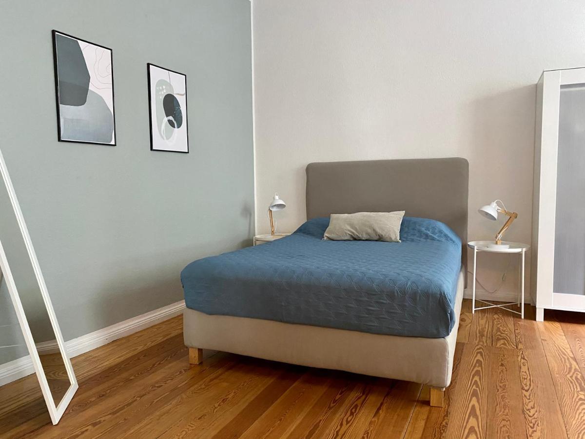 Zentrumsnahe Schoene Altbauwohnung Bis 4 Personen Фленсбург Екстериор снимка